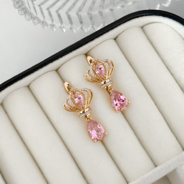 pozłacane kolczyki crown pink