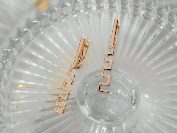 pozłacane kolczyki długie