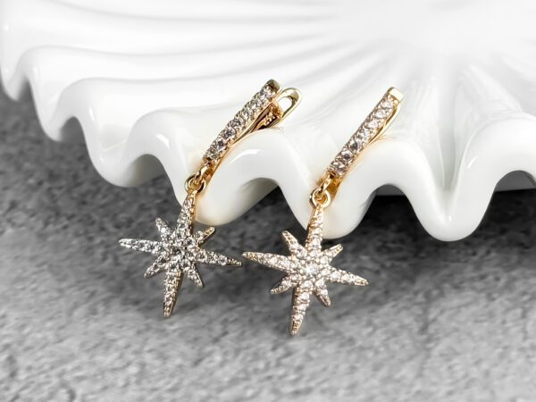 pozłacane kolczyki gwiazdy - starflare
