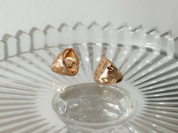 pozłacane kolczyki koła trójkąty